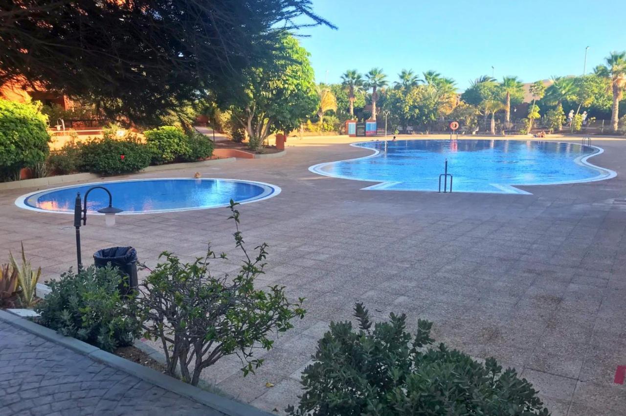 Beautiful Apartment In La Tejita With Pool Granadilla De Abona Luaran gambar